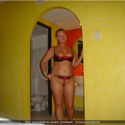 Zoom in 20160623-Amatőr MILF szex 101.jpg