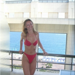 Zoom in 20130217-milf-feleseg-szexfotok-103..jpg